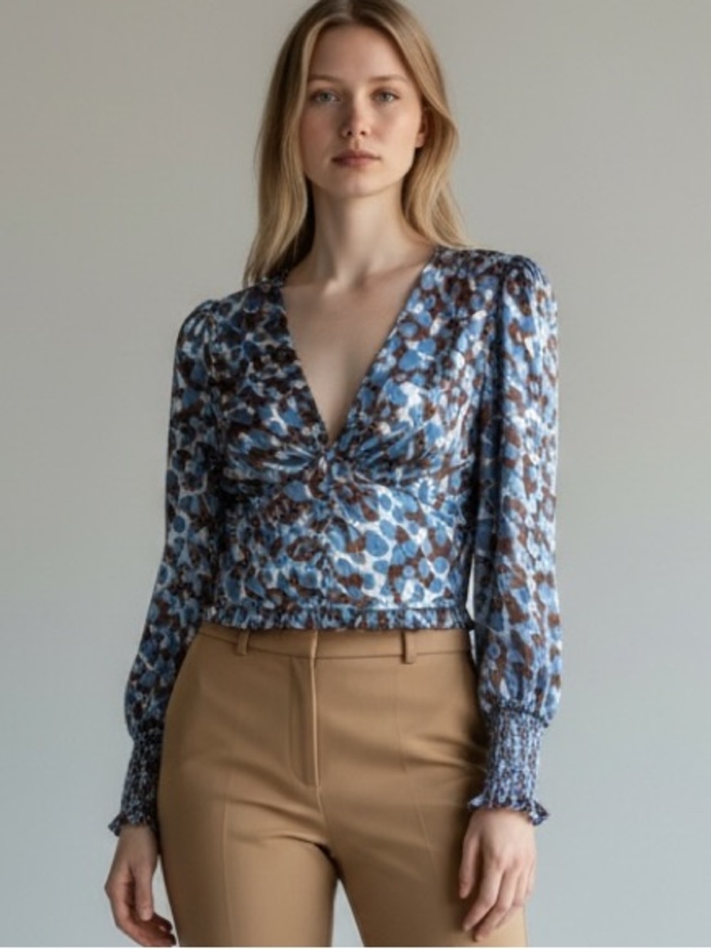 Heartloom Blue Brown Leopard Satin Crop Blouse Puff Sleeve Smocked Cuff Size M